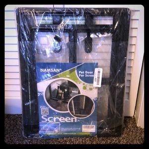 Brand new!Namsan Pet door for Screen door